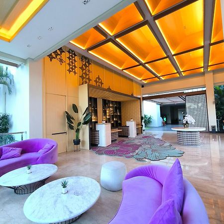 Illira Lite Praya Lombok Hotel Buitenkant foto