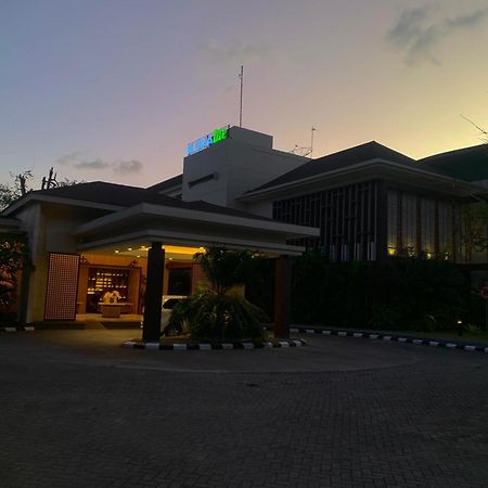 Illira Lite Praya Lombok Hotel Buitenkant foto