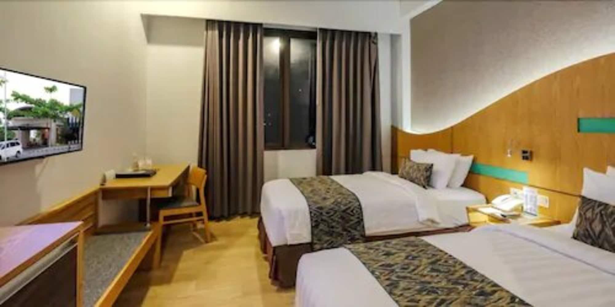 Illira Lite Praya Lombok Hotel Buitenkant foto