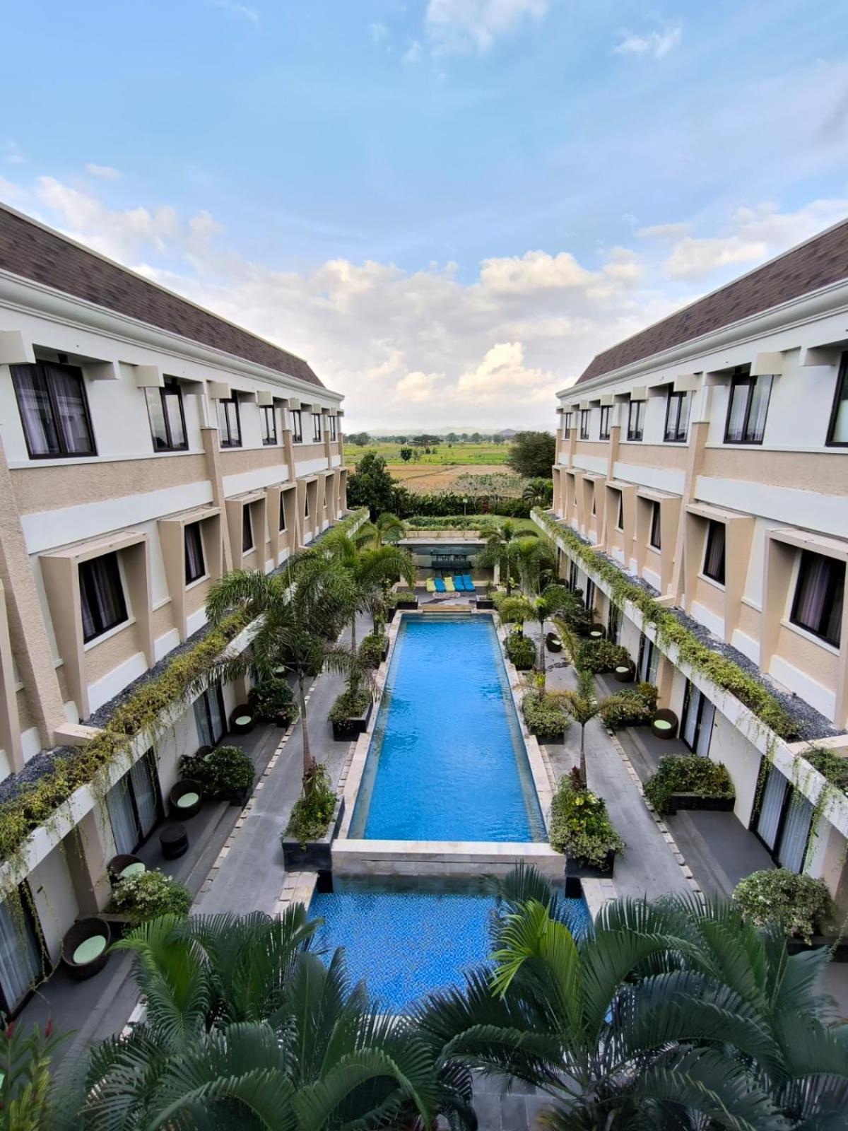 Illira Lite Praya Lombok Hotel Buitenkant foto